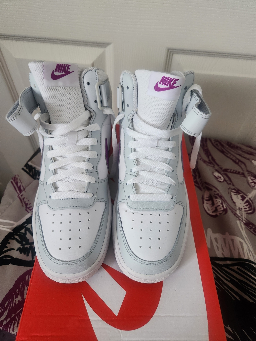Nike Youth High-Top Sneakers White with Purple Accents